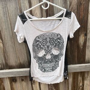 Express t-shirt short sleeve lace size small petite